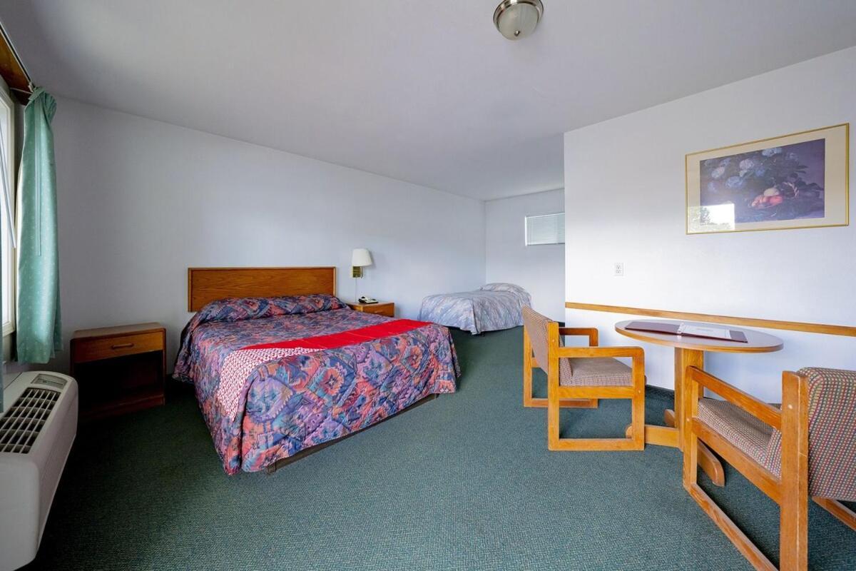 Budget 8 Motel Джон-Дэй Экстерьер фото
